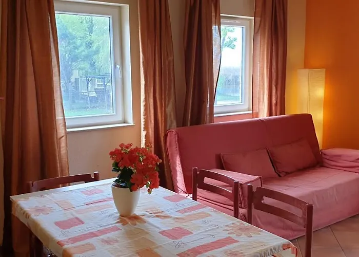 Wellapartman Apartment Zamardi